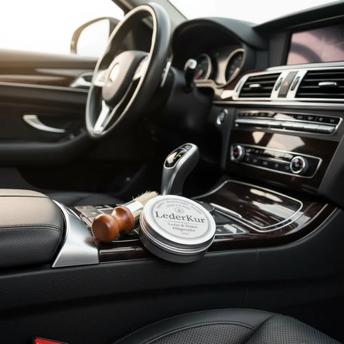 LederKur Auto — Die Profi-Reparaturcreme für Autoleder